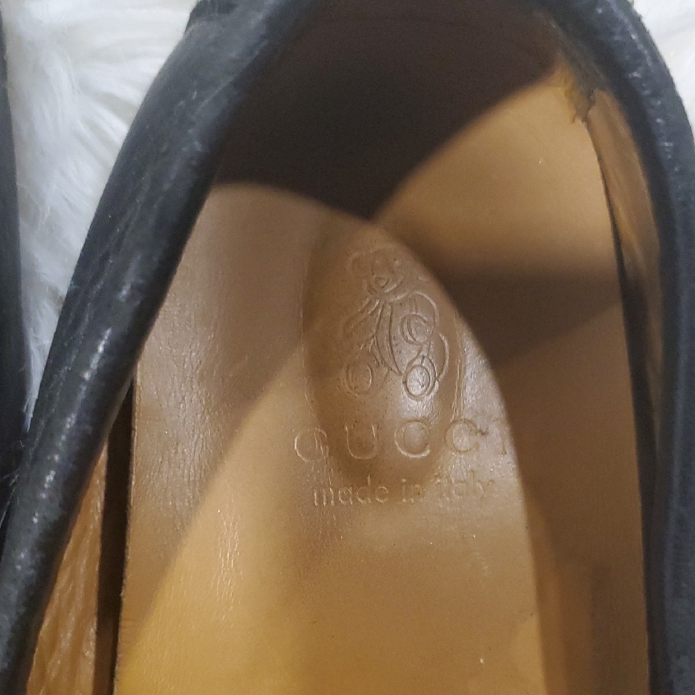 Gucci Black Leather Moccasins with Silver Detail - Picture 13 of 16